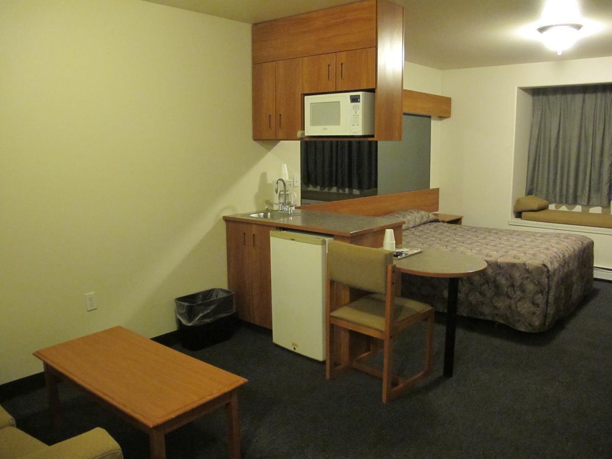 Eagle River Microtel Anchorage Exterior photo